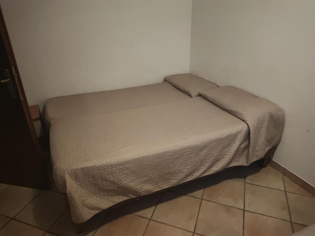 אצ'יליה Villa Lucia מראה חיצוני תמונה